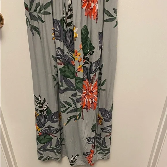 Women’s Patrons of Peace Grey & Floral Midi Dress Size Medium - Picture 3 of 8
